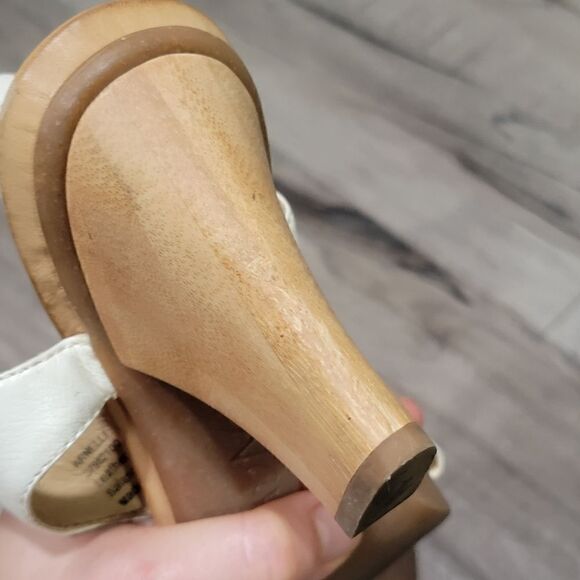 Naya arnelli t-strap heels with abalone shell detail - Picture 3 of 8